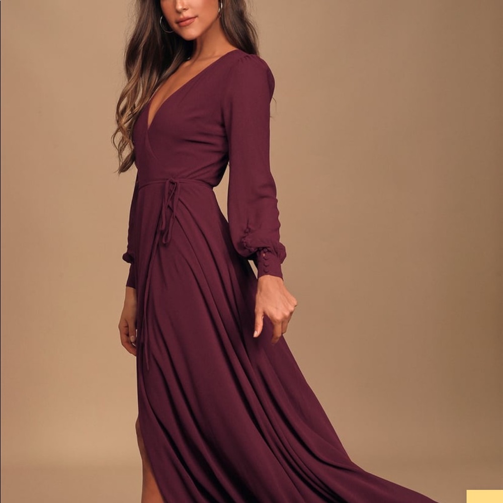 Lulus Burgundy Maxi Dress. Perfect condition. XS